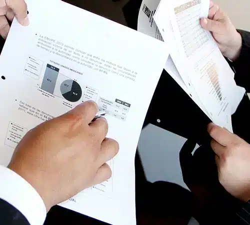 Client and Fee-Only financial adviser discussing 401k plan.